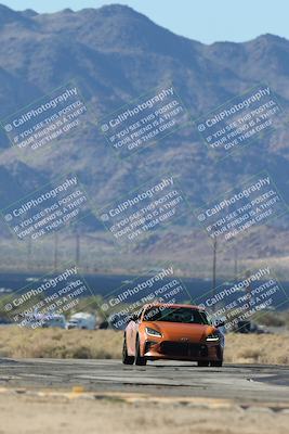 media/Nov-23-2025-Speed Ventures (Sun) [[88f20b6e61]]/2-Orange Group/Session 2 (Turns 16 and 17 Exit)/